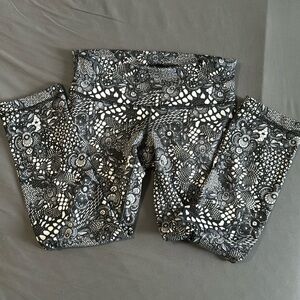Lululemon capri leggings